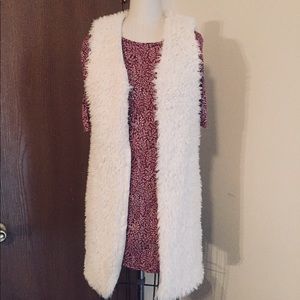 Maurices White Fur Vest Size Small